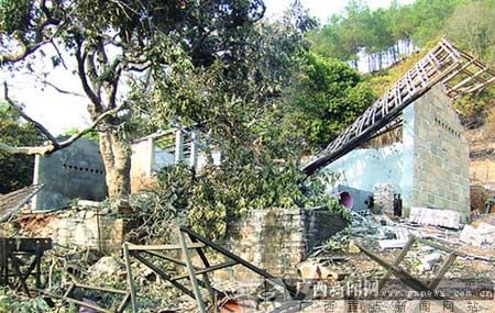 广西灵山县1处私炮点爆炸致2死2伤(图)